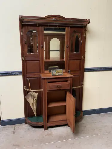 Antik - Garderobe, Kleiderständer - Jugendstil - Lieferung möglich!