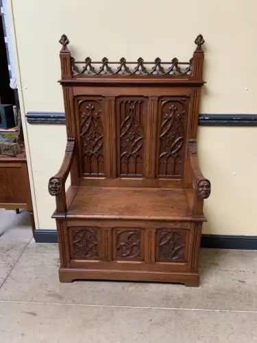 Antik - Truhen Bank, Neogotik -Sensationell - Lieferung möglich!