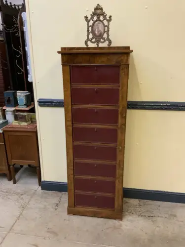 Antiker Jugendstil Archiv Schrank, Nußbaum Wurzelholz,  Lieferung möglich!