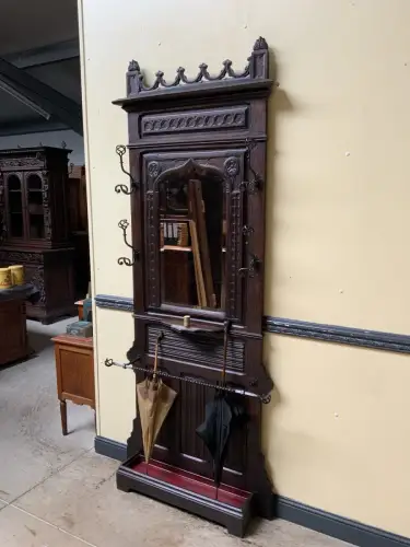 Antik -  Gaderobe, Kleiderständer - Neogotik - Lieferung möglich!