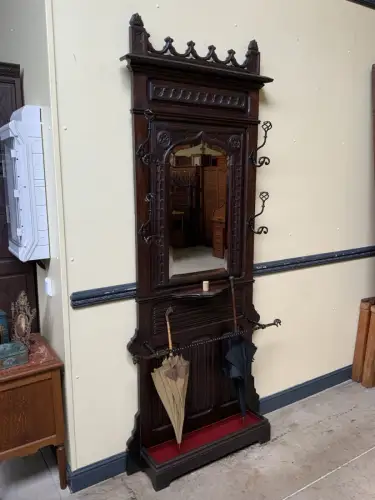 Antik -  Gaderobe, Kleiderständer - Neogotik - Lieferung möglich!