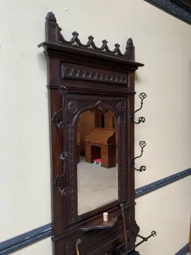 Antik -  Gaderobe, Kleiderständer - Neogotik - Lieferung möglich!