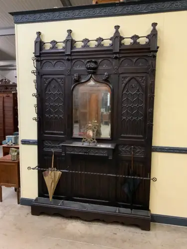 Antike Imposante Neogotische Prunk Gaderobe, Kleiderständer - Lieferung möglich!