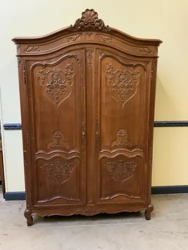 Antiker Historismus Louis XV Kleiderschrank, Traumhaft - Lieferung möglich!