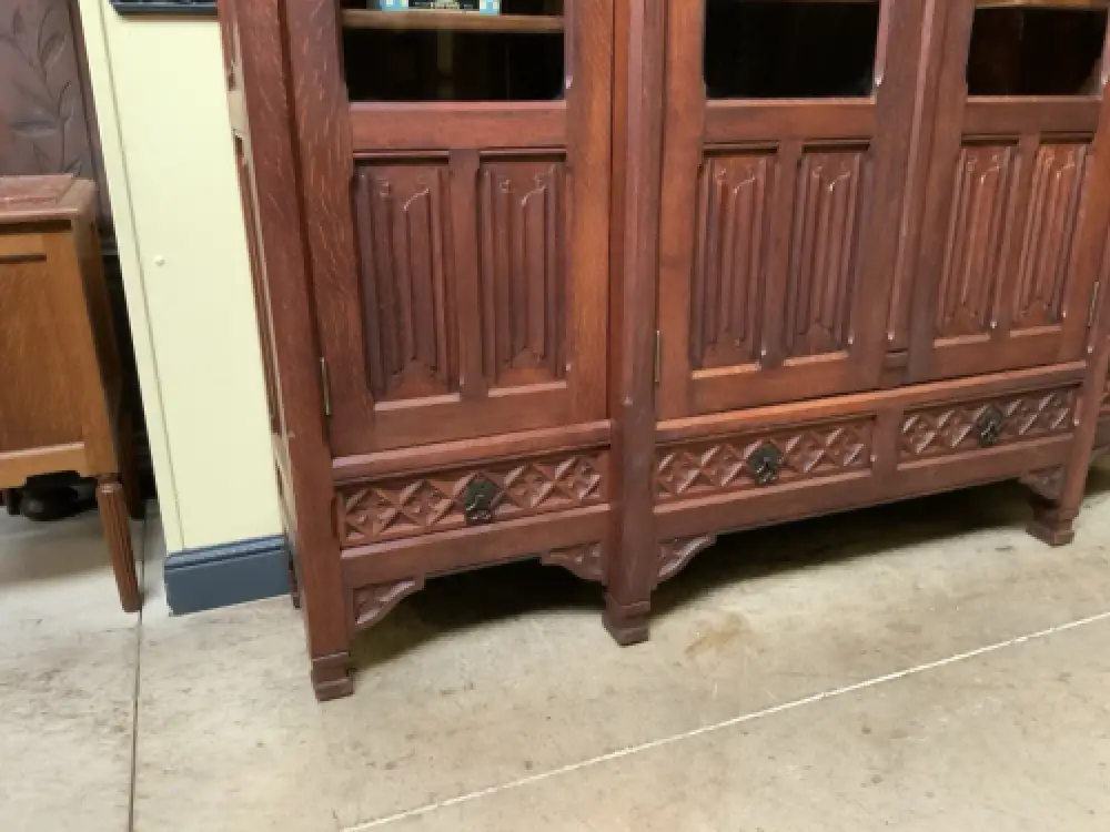 Antiker imposanter Neogotischer Bücherschrank, Vitrine- Lieferung möglich! 15