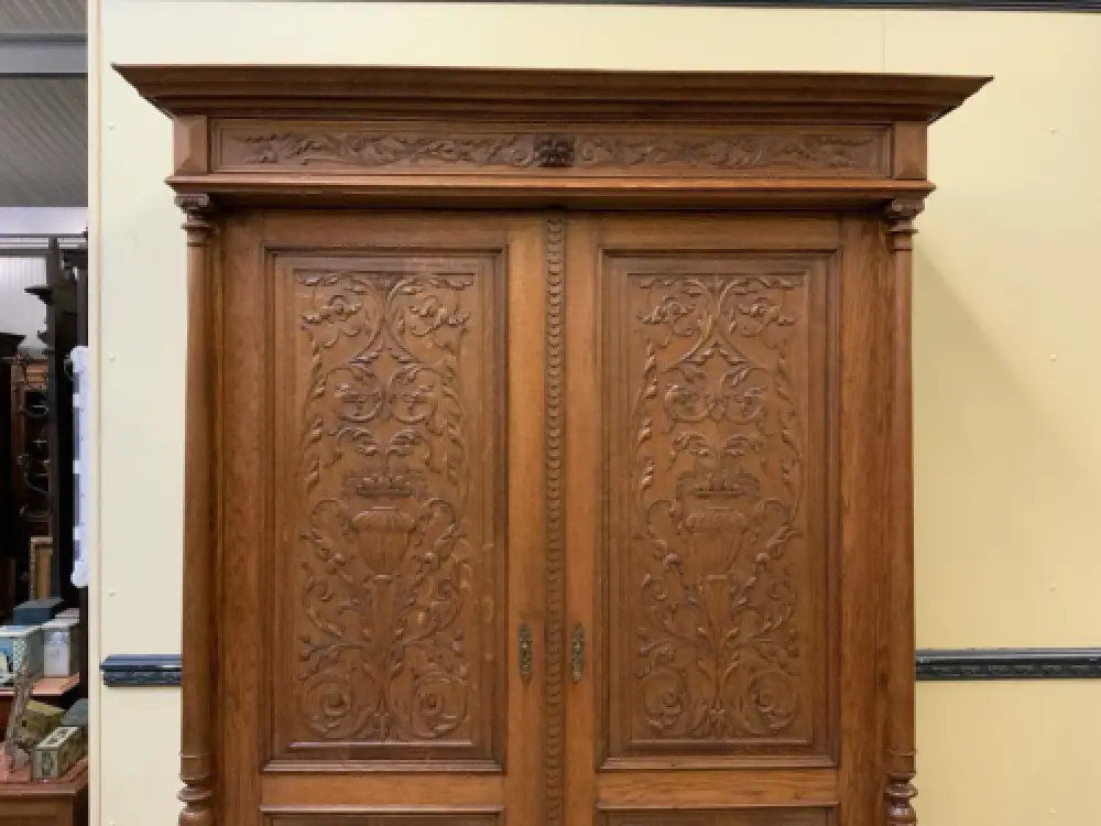 Antik - Kleiderschrank, Garderobenschrank  - Neorenaissance - Lieferung möglich! 10