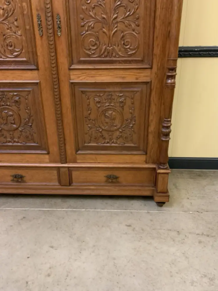 Antik - Kleiderschrank, Garderobenschrank  - Neorenaissance - Lieferung möglich! 12