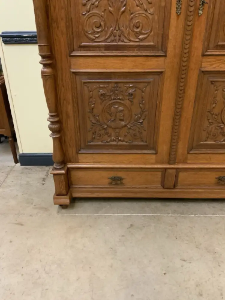 Antik - Kleiderschrank, Garderobenschrank  - Neorenaissance - Lieferung möglich! 13