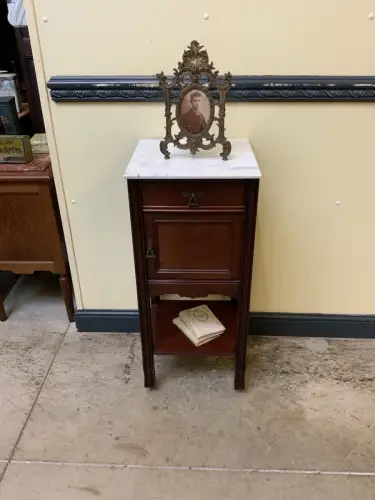 Antik - Nachtschrank, Vertiko, Jugendstil, - Traumhaft  - Lieferung möglich!