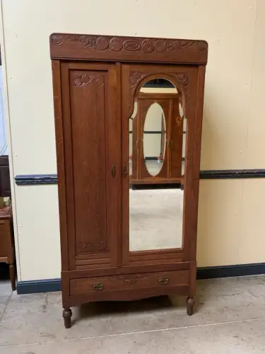 Antiker Art Deco Wäscheschrank, Kleiderschrank -   Lieferung möglich!