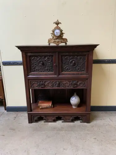 Antiker neogotischer Silberschrank, Anrichte, Vertiko - Lieferung möglich!