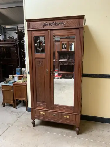 Antiker Jugendstil Wäscheschrank, Kleiderschrank -   Lieferung möglich!