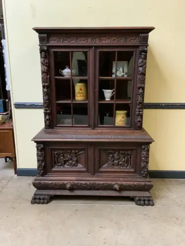 Antiker imposanter Neorenaissance Bücherschrank, Vitrine - Lieferung möglich!