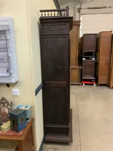 Antiker bretonischer Geschirrschrank, Wäscheschrank, - Lieferung möglich!
