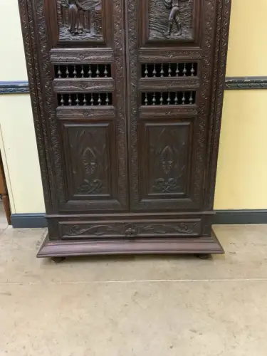 Antiker bretonischer Geschirrschrank, Wäscheschrank, - Lieferung möglich!