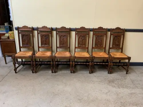 6 antike traumhaft schöne Bretonische Stühle - Lieferung möglich!