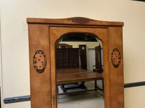 Antik - Kleiderschrank, Wäscheschrank - Jugendstil - Lieferung möglich!