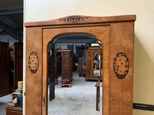 Antik - Kleiderschrank, Wäscheschrank - Jugendstil - Lieferung möglich!