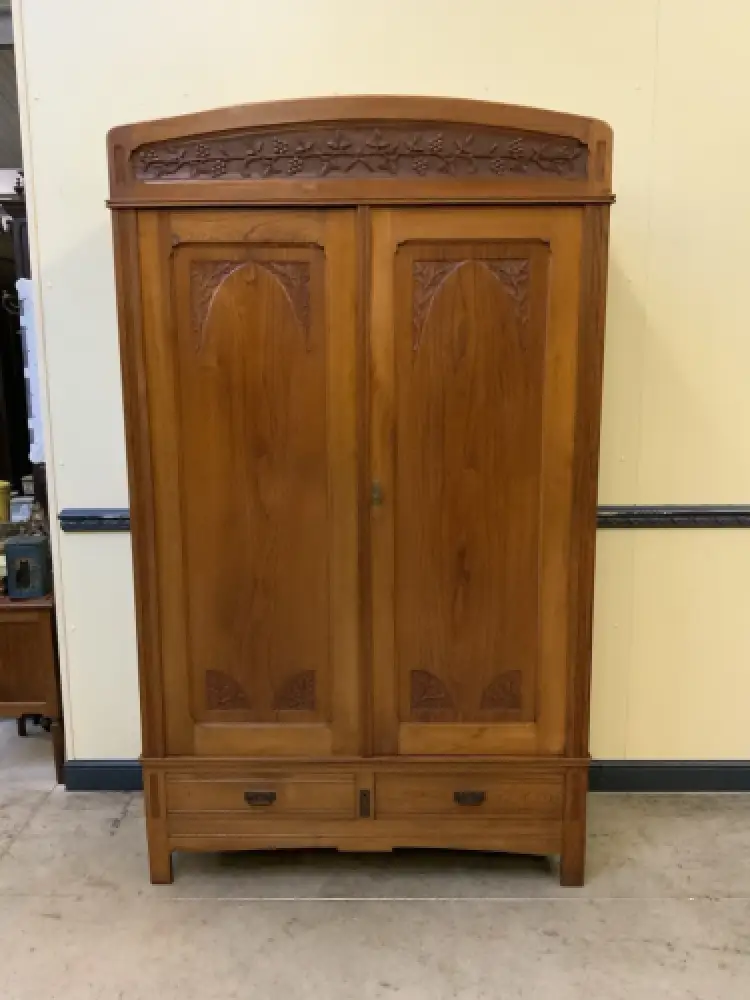 Antiker Jugendstil Kleiderschrank, Garderobenschrank - Lieferung möglich! 0