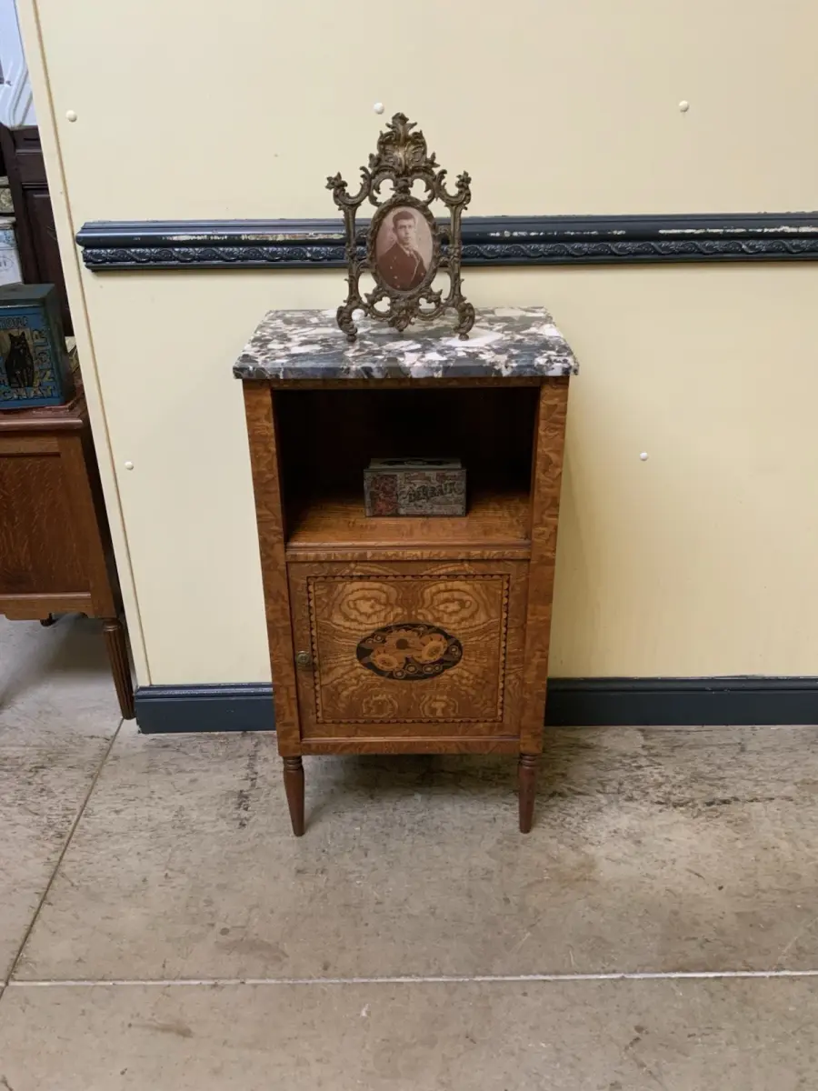 Antik - Vertiko, Kommode, Anrichte  - Jugendstil - Lieferung möglich!