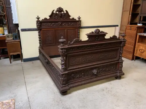 Antikes  monumentales Neorenaissance Bett - Sensationell - Lieferung möglich!