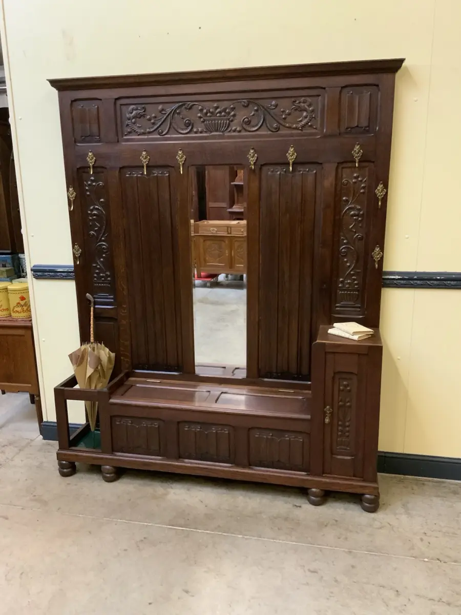 Antike imposante Jugendstil Garderobe mit Truhen Bank,   - Lieferung möglich!