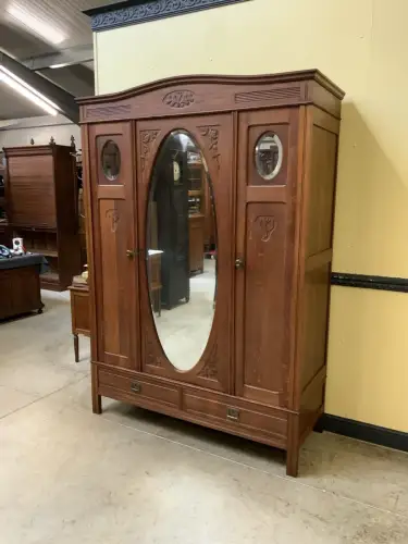 Antik - Kleiderschrank, Wäscheschrank - Jugendstil -  Lieferung möglich!