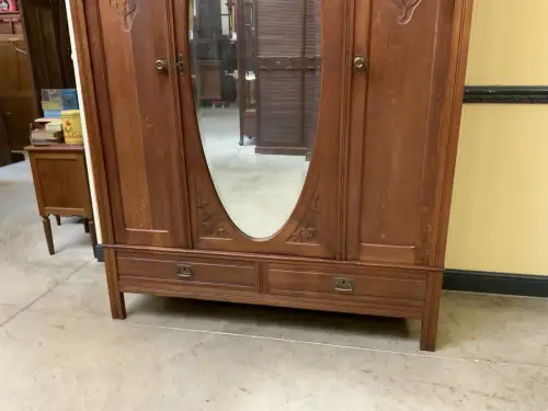 Antik - Kleiderschrank, Wäscheschrank - Jugendstil -  Lieferung möglich!