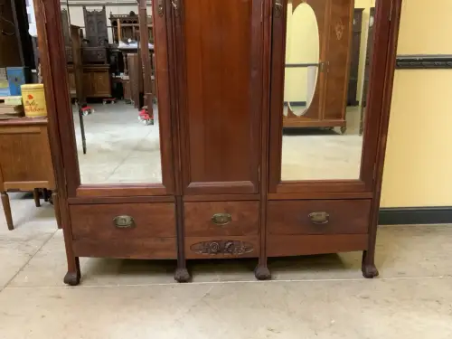 Antik Kleiderschrank, Wäscheschrank -Jugendstil - Art Nouveau - Lieferung mögl.!