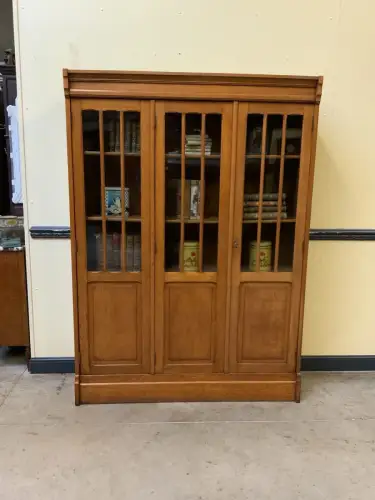 Antiker Jugendstil Bücherschrank, Vitrine, Traumhaft - Lieferung möglich!