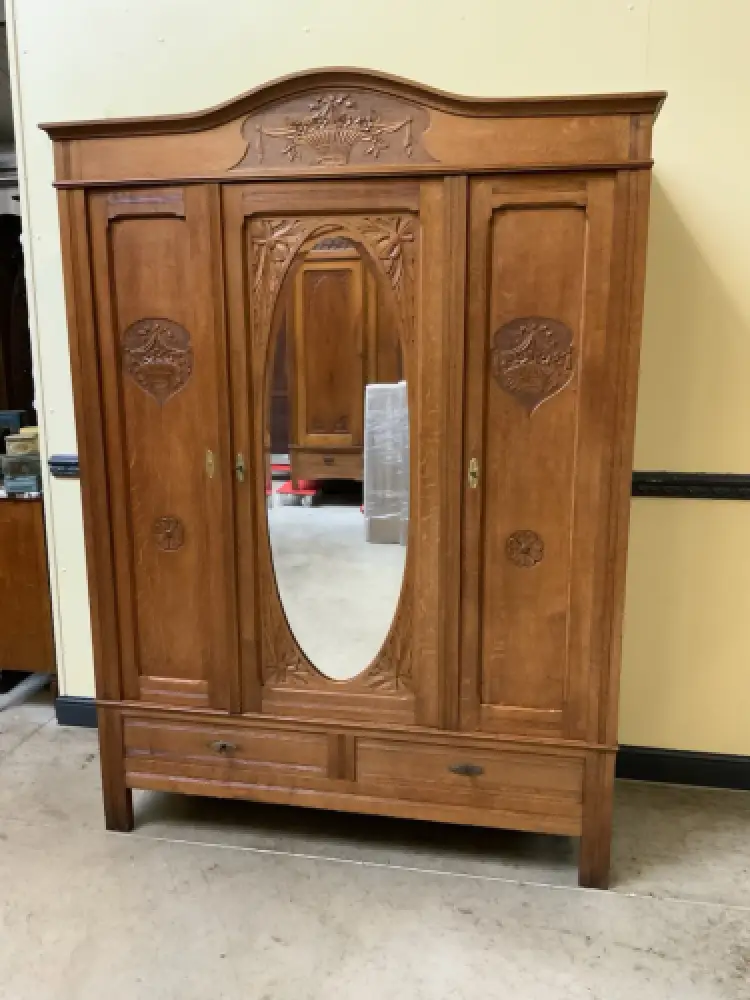 Antiker Jugendstil Kleiderschrank - Traumhaft -  Lieferung möglich! 0