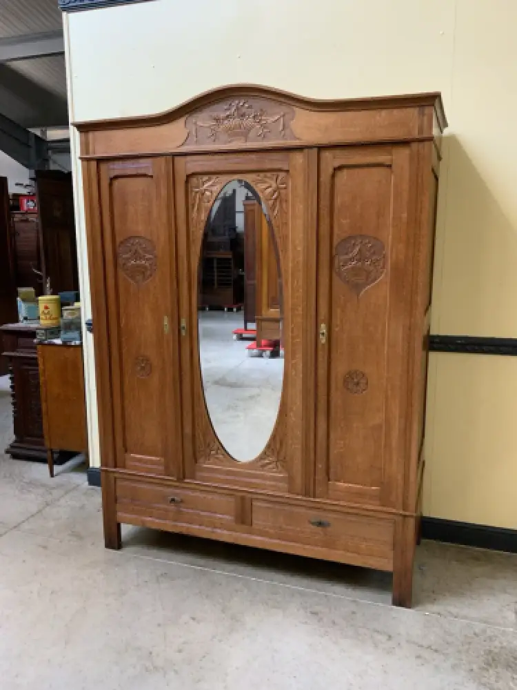 Antiker Jugendstil Kleiderschrank - Traumhaft -  Lieferung möglich! 2