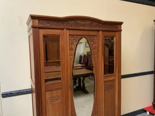 Antiker Art Deco Kleiderschrank - Traumhaft  - Lieferung möglich!