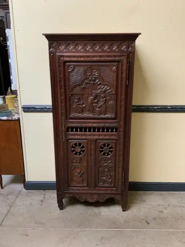 Antikes bretonisches Vertiko, Anrichte, Buffet, Kredenz  - Lieferung möglich!