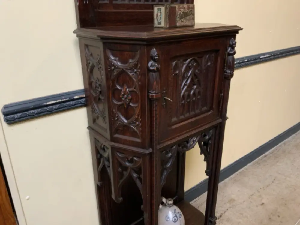 Antik - Vertiko, Anrichte, Pfeilerschrank - Neogotik - Lieferung möglich! 17