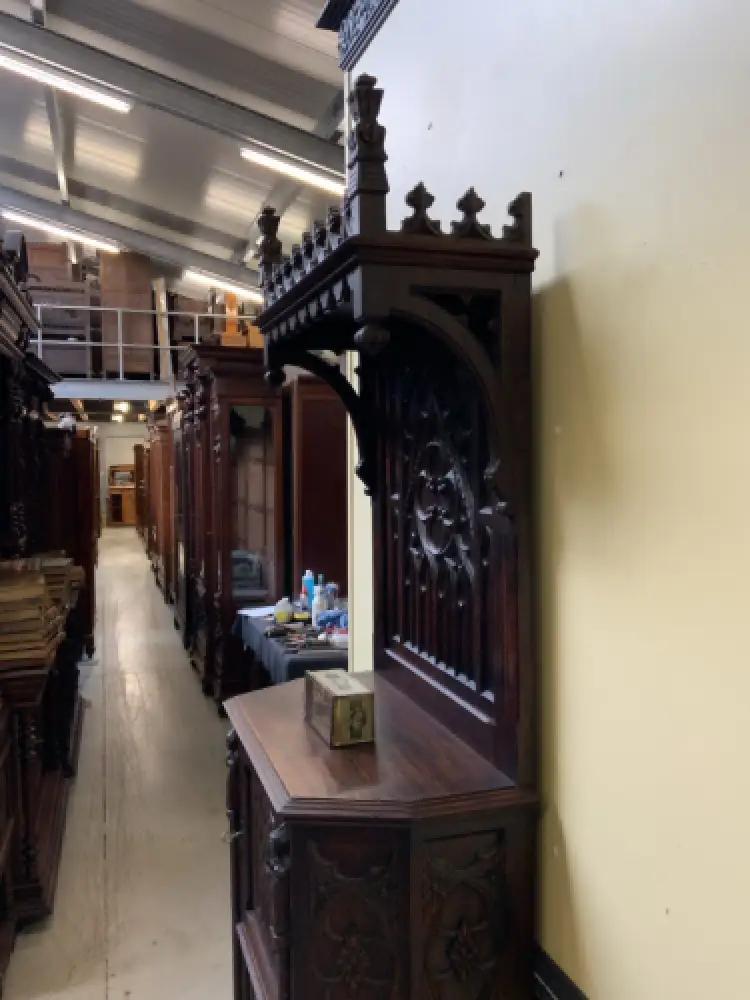 Antik - Vertiko, Anrichte, Pfeilerschrank - Neogotik - Lieferung möglich! 8