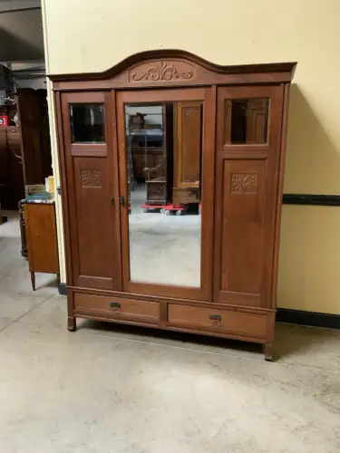 Antik - Kleiderschrank, Wäscheschrank - Jugendstil -  Lieferung möglich!