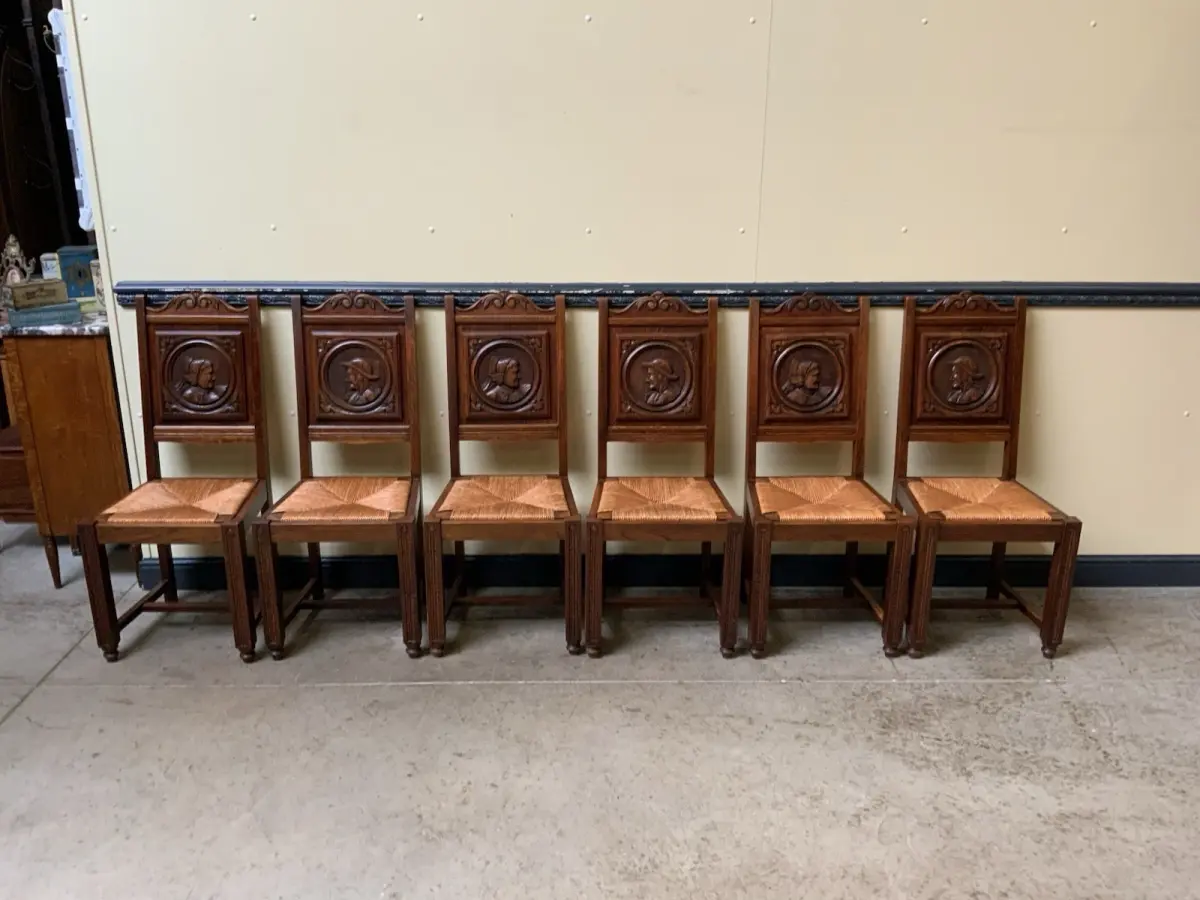 6 antike traumhaft schöne Bretonische Stühle - Lieferung möglich!