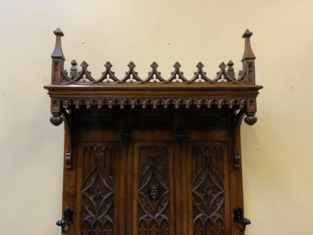 Antike Neogotische  Garderobe mit Truhenbank - Sensationell - Lieferung möglich! 13