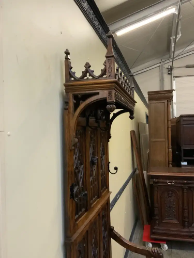 Antike Neogotische  Garderobe mit Truhenbank - Sensationell - Lieferung möglich! 8