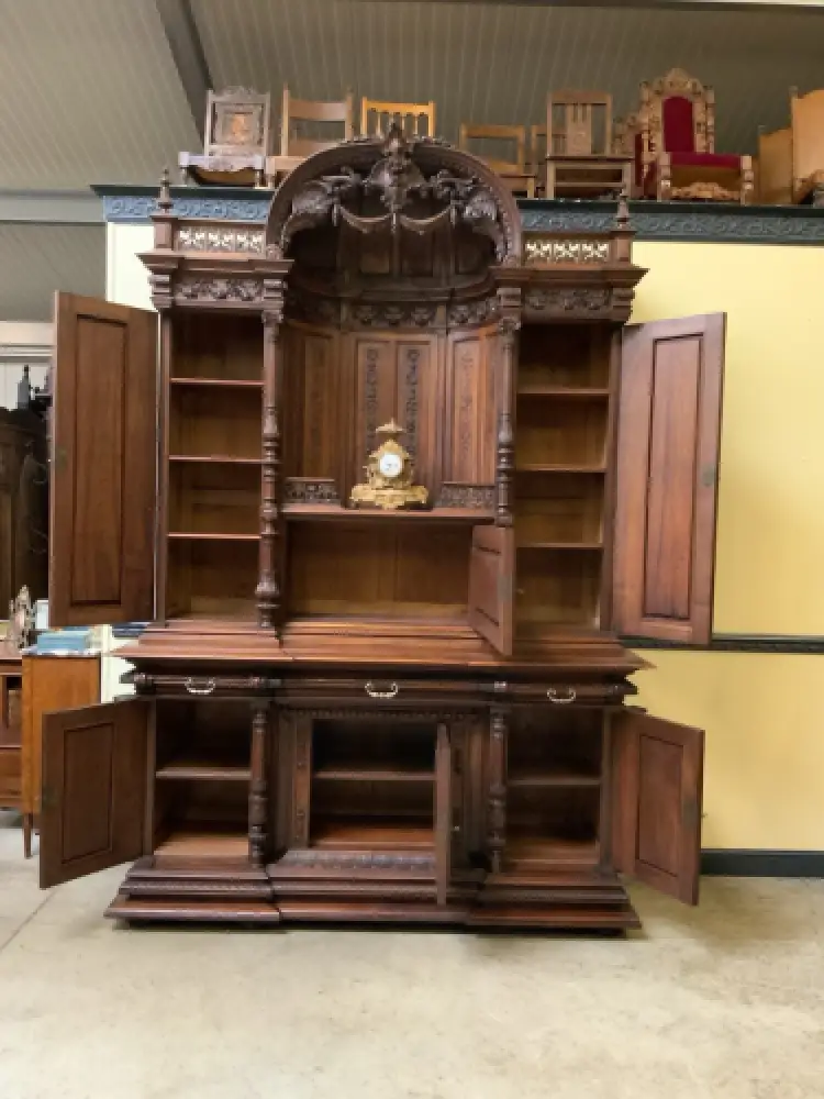 Sensationelles imposantes Neorenaissance Säulen Buffet,  Lieferung möglich! 19