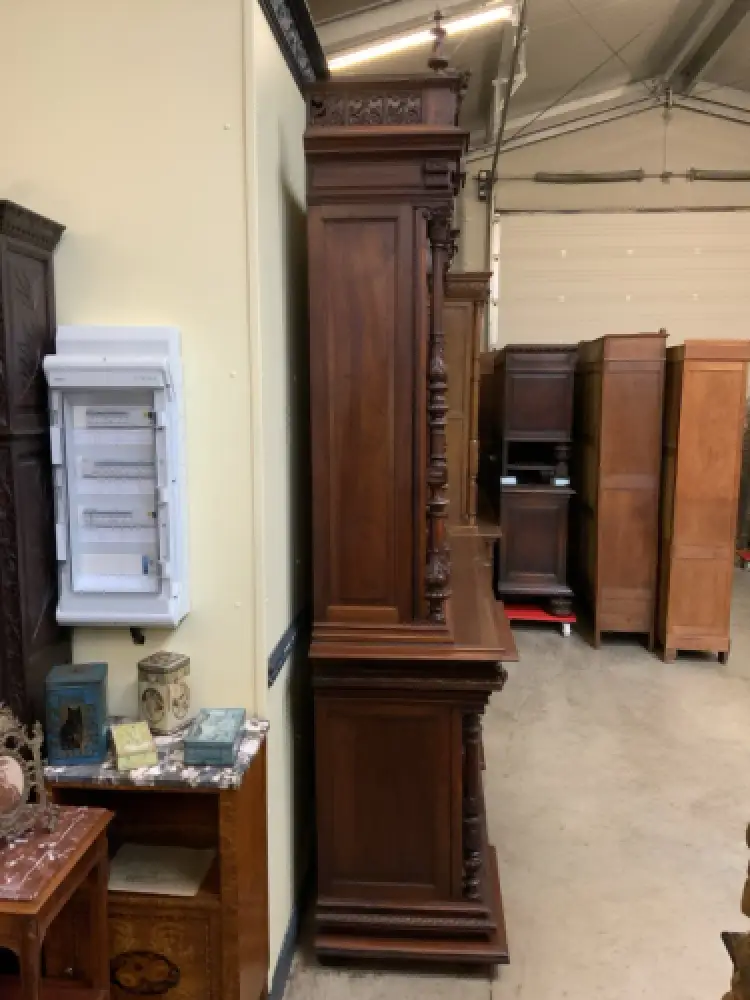 Sensationelles imposantes Neorenaissance Säulen Buffet,  Lieferung möglich! 4