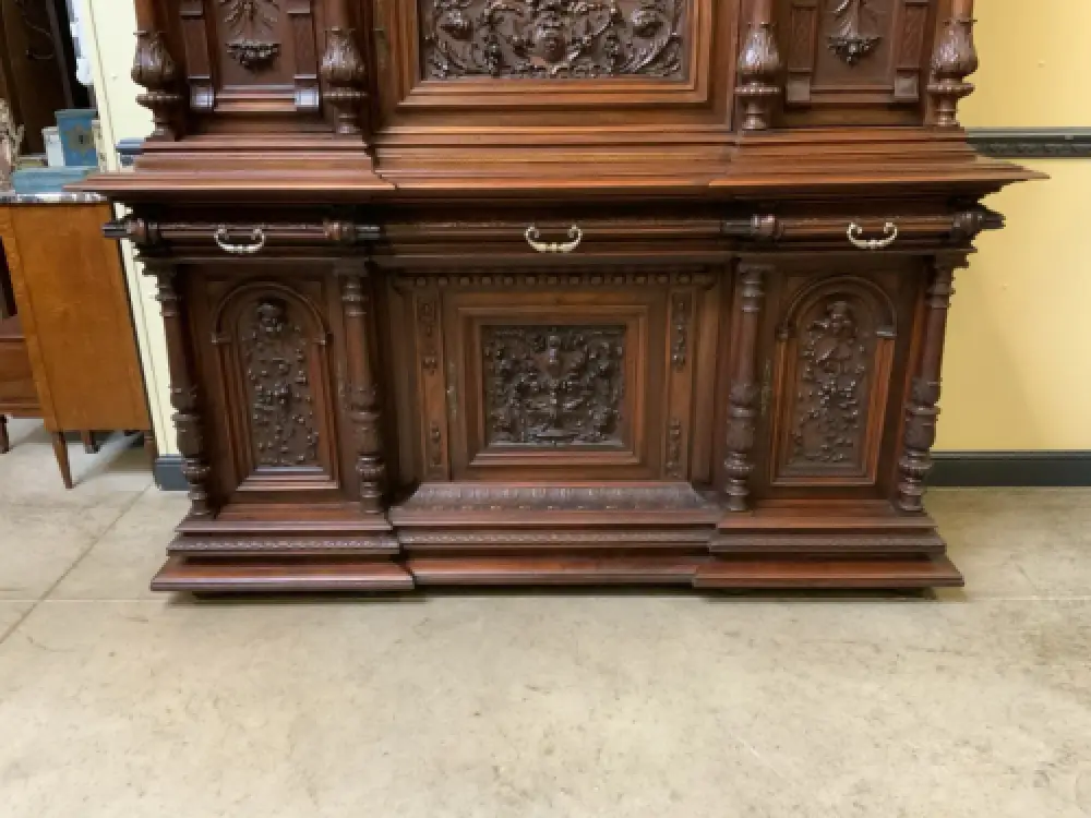 Sensationelles imposantes Neorenaissance Säulen Buffet,  Lieferung möglich! 5