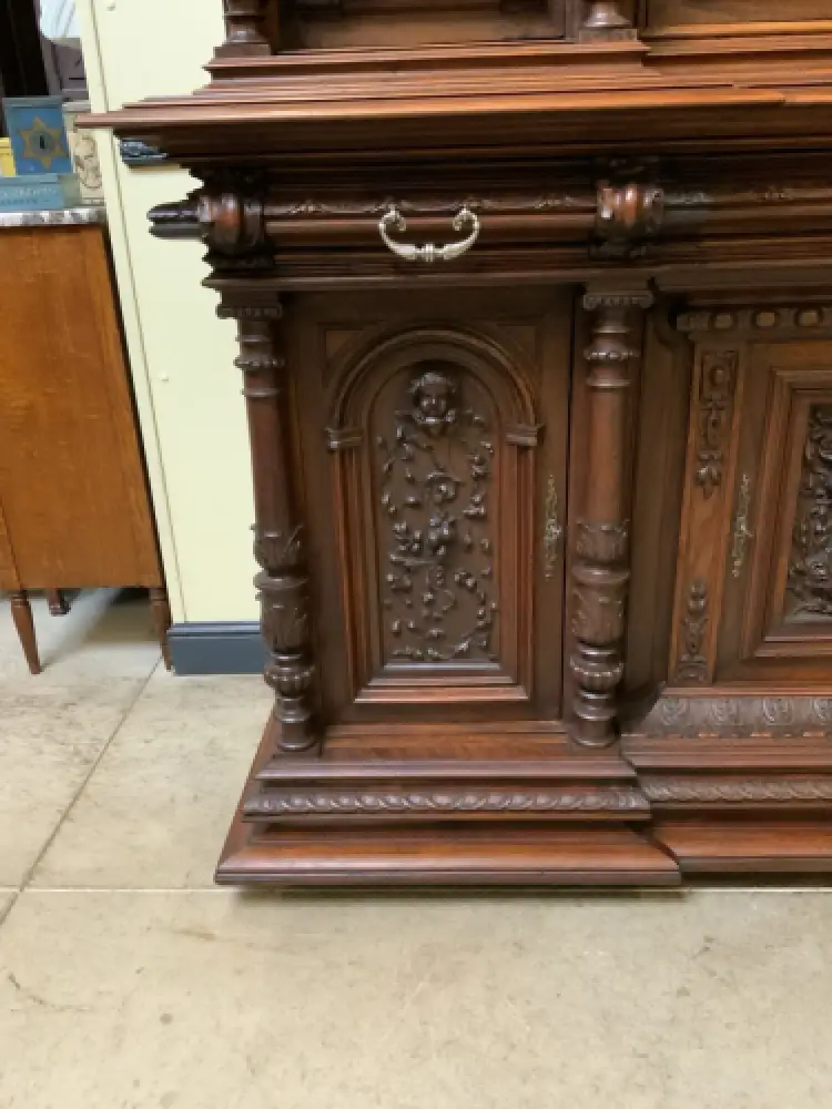 Sensationelles imposantes Neorenaissance Säulen Buffet,  Lieferung möglich! 6