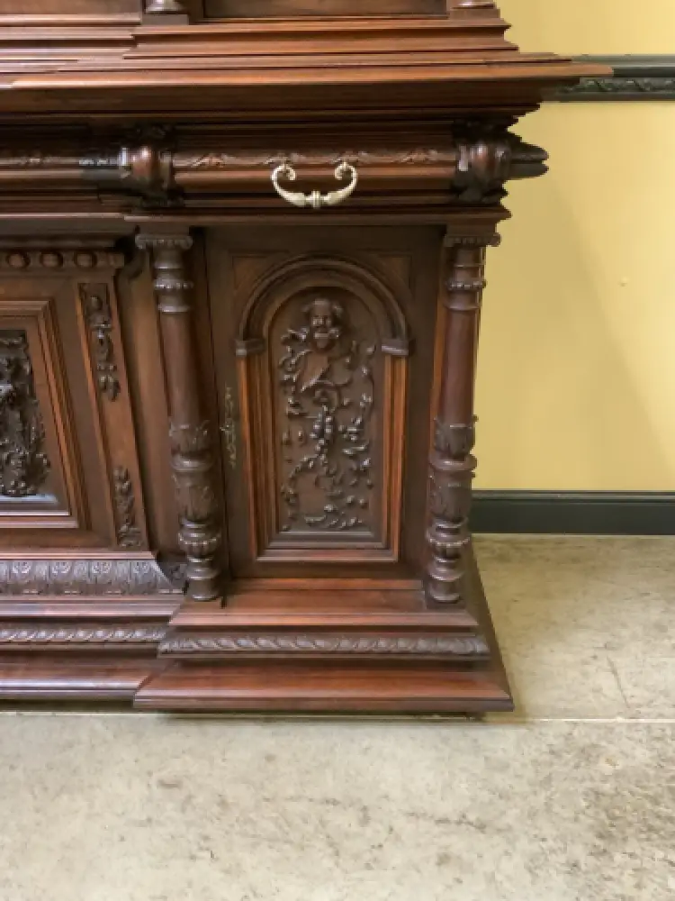 Sensationelles imposantes Neorenaissance Säulen Buffet,  Lieferung möglich! 8