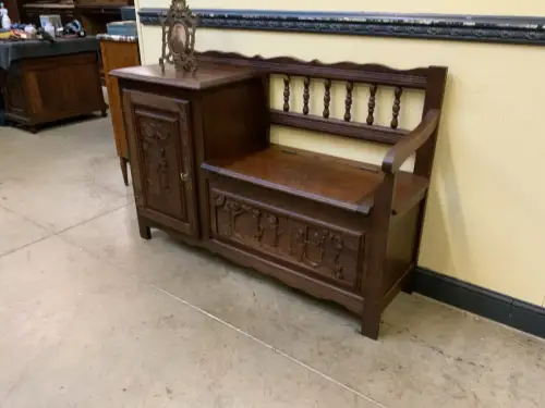 Antike  Bretonische Bank, Schuhschrank - Bretagne  - Lieferung möglich!