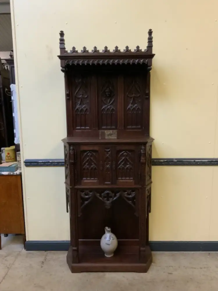 Antik - Vertiko, Anrichte, Pfeilerschrank - Neogotik - Lieferung möglich! 1