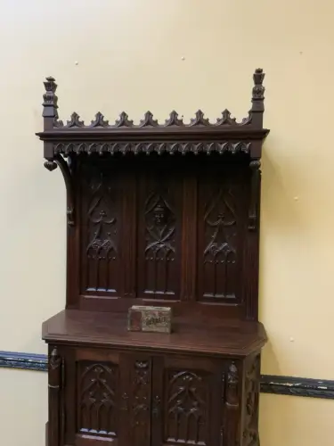 Antik - Vertiko, Anrichte, Pfeilerschrank - Neogotik - Lieferung möglich!
