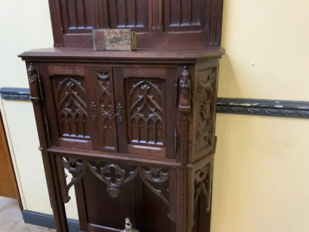 Antik - Vertiko, Anrichte, Pfeilerschrank - Neogotik - Lieferung möglich! 17