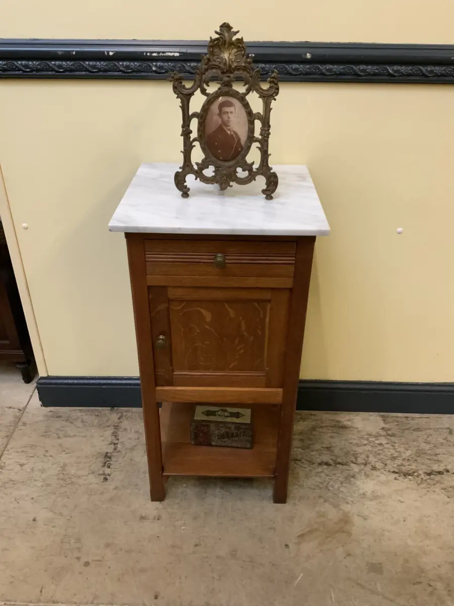 Antik - Nachtschrank, Vertiko, Jugendstil, - Traumhaft  - Lieferung möglich!